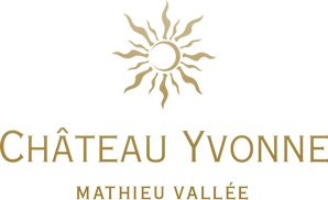 logo-chateau-yvonne-gold